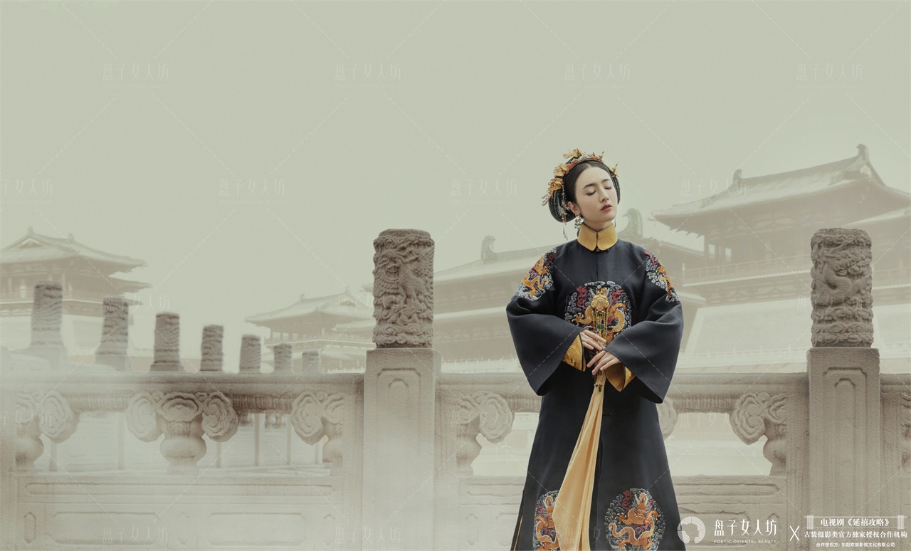 《富察皇后·吉服》
